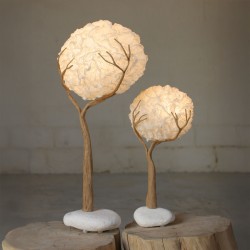 Flakes Tree - Stone Stand